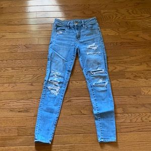 American Eagle Faded Denim Distressed Size 0 Short